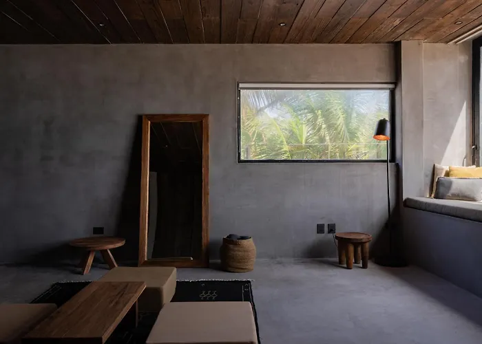 Umi Hotel